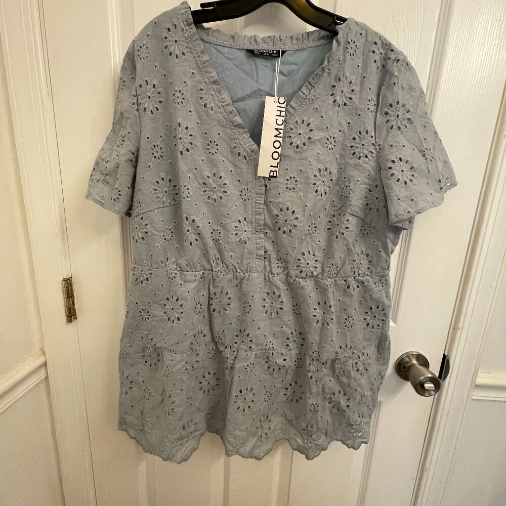 Bloomchic Eyelet Cornflower Blue Lined Babydoll Top size 12 NEW with TAGS